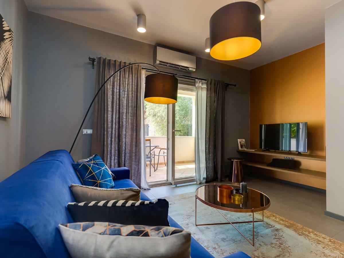 Magnolia - Modern Apartment Near City Center And Sea Porec Exterior photo